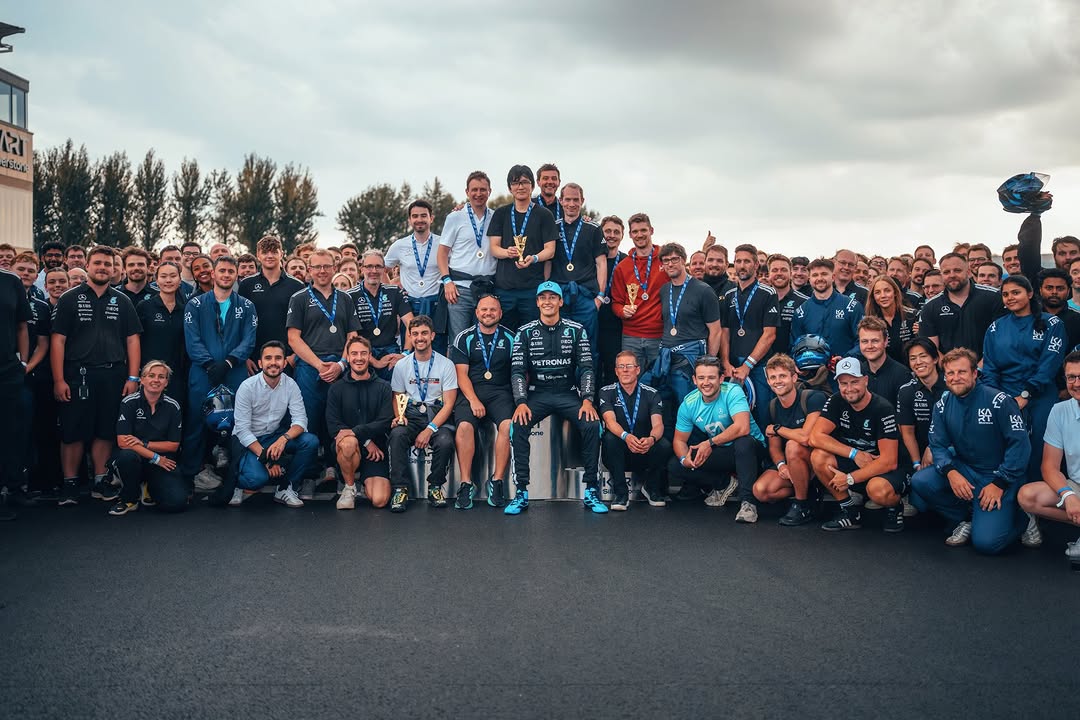 Instagram post by @georgerussell63